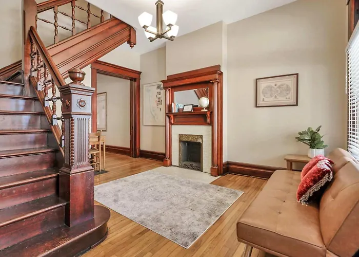 Holiday home 4 Bed Duplex Near Goodale Park *
